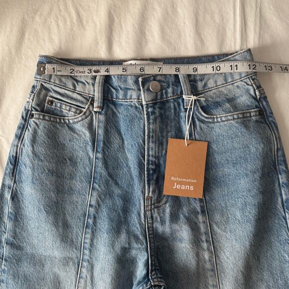 New Reformation Kris Relaxed Curve Seamed Jeans in Montauck Women's Size 23 - Picture 8 of 8